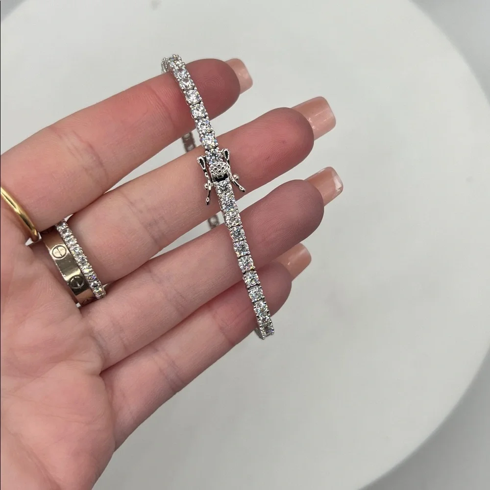 191. White Gold Plated Bracelet with Triple A CZ Crystals 6 1/2”